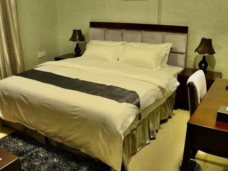 Reef Hotel Aparts Ajman Exteriör bild